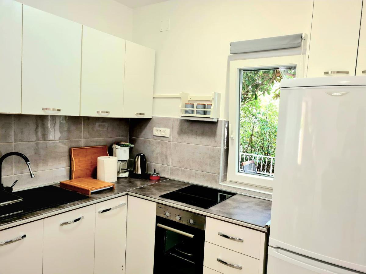 Apartment Ivana Brodarica  Bagian luar foto